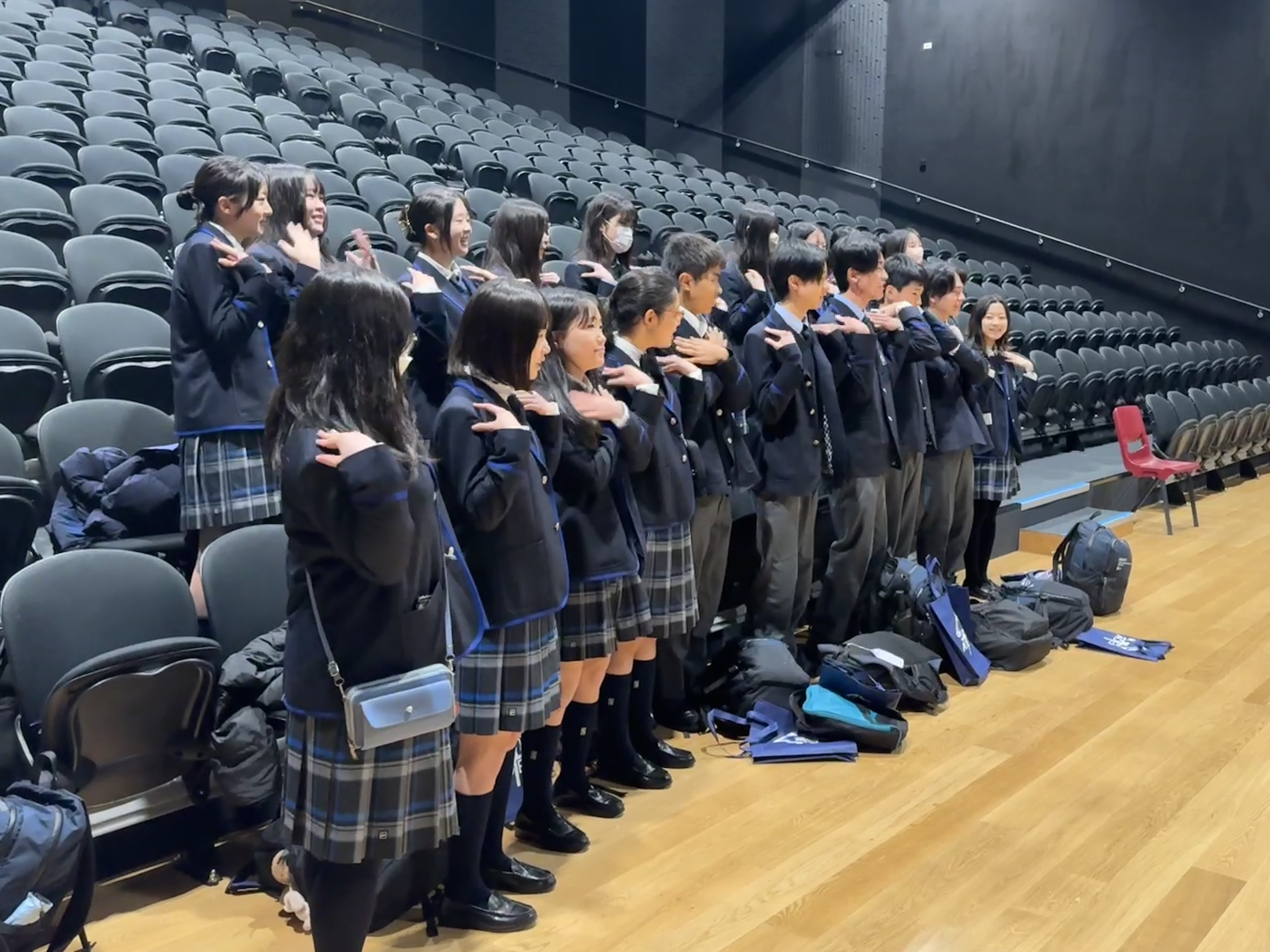 【中古】 青稜中学校 ２４年度用/声の教育社 Amazon.co.jp: 青稜中学校 2024年度用 3年間スーパー過去問 （声